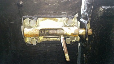 heckklappe_riegel.JPG (63.73 KiB) 1162 mal betrachtet heckklappe_riegel.JPG