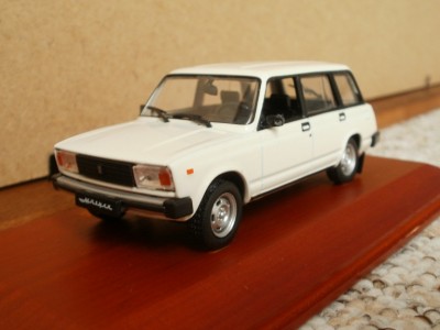 2104 - 1.jpg (99.25 KiB) 2630 mal betrachtet 2104 - 1.jpg