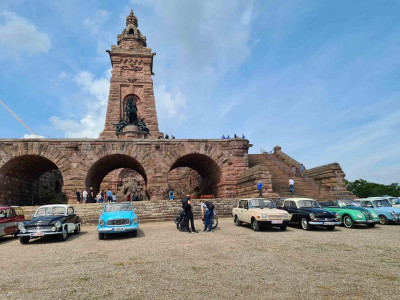 2 klein.jpg (258.66 KiB) 10156 mal betrachtet 2 klein.jpg