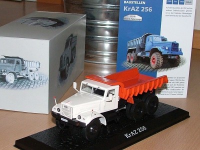 KrAZ 256.jpg