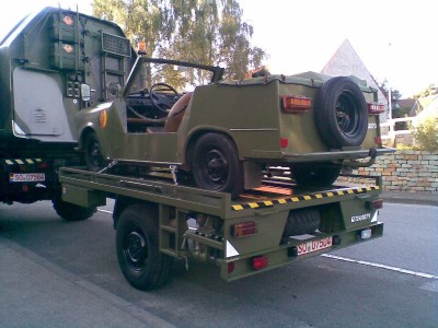 Trabianhänger.jpg (85.14 KiB) 1157 mal betrachtet Trabianhänger.jpg